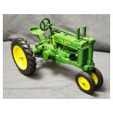 Ertl 1.16 Diecast John Deere Model G Tractor