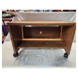 Portable Stand 13.5'Hx20.75'×15.5'