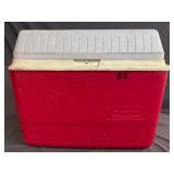 Rubbermaid Plastic Cooler