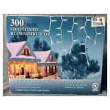 3 Boxes of 300 Blue Frosty Lights Icicles