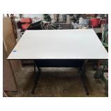 Drafting Table 60'x37.5'x41'