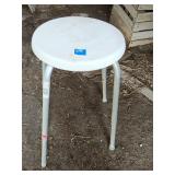 Rubbermaid Shower Stool 13'x20'