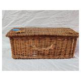 Wicker Basket w/Hinged Lid 16'Lx8'×7'