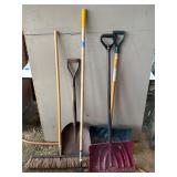 Hand Tool Assortment - Snow Shovels  Hoe
