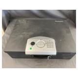 SentrySafe Security Safe: Model PL048E