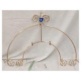 Metal Scroll Design Plate Display 17'×22'