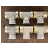 (6) 1-1/4' Tee Pipe Fittings