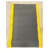 Black & Yellow Anti-Fatigue Mat- 48x72'