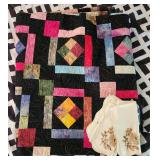 Vintage Quilt & (4)Embroidery Cloth Napkins