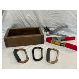Wood Box w/ 3ï¿½ Clamp, Leather Punch, Carabiners