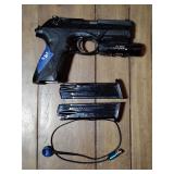 Beretta Px4 storm 9mm with 2 magazines