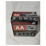 25 Winchester 12 gauge shot shells, 8 shot, 2.75'