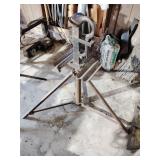 Blacksmith Post vise on tripod 40' tall