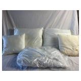 Pillows & Hangers in Box