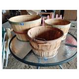 3 Produce baskets
