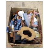 Wooden & Ceramic Home Decor