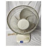 Lasko Table Top Fan 18'H×12'D