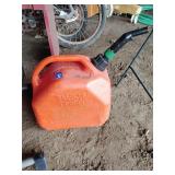 2.5 gallon gas can