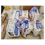 (6) 45lb Bags of Quick Sorb Oil Dry