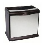 Portable Humidifier: Evaporation, 12.8 gal Daily
