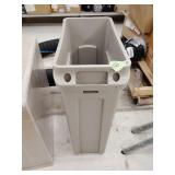 Rubbermaid trash can 23 gallon