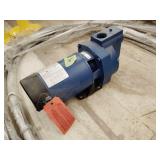 F&W Sprinkler Pump: 1 1/2 hp, Single Phase,
