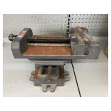 DAYTON Machine Vise