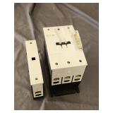 Eaton DILMP125 4-pole Contactor/Contector Base