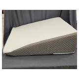 Wedge Pillow with Zip Cover 7'Hx25'ï¿½24'