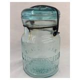 Lightning Putnam Aqua Pint Glass Jar