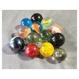 (13) Vintage Shooting Marbles