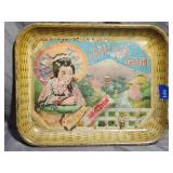 Vintage Metal Fan Tan Gum Metal Tray