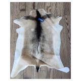 Goat Hide/Wall Hanger 21'×30'