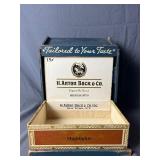 Wooden Cigar Display & Cigar Box