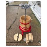 Westin Roma Cider Press with Crank and Blocks