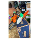 like new Stihl chainsaw