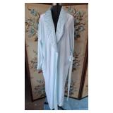 Vintage Women's Pale Blue Robe Quilted Collar