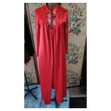 Vintage Vanity Fair Peignoir Set - Red Black
