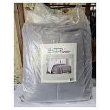New Bella Russo Reversible Comforter Queen