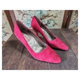 Company 9 Brazil 7M Heels Red Suede