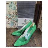 Spanish Leather Kelly Green Heels Size 7