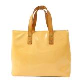 Lv Reade Pm Vernis Beige