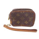 Lv Monogram Trousse Wapity