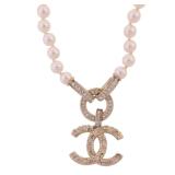 Chanel CC AB5996B Strass Gold
