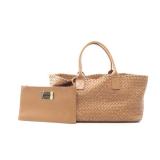 Bottega MM Intrecciato Tote Beige