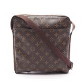 Louis Vuitton Trotteur Beaubourg