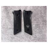 Checkered Black Ruger Grips