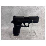 Sig Sauer P250 ( 9MM )