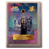Victor Wembanyama 2019 Gold Lightning rookie card