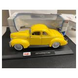 Rare Vintage 1939 Ford Deluxe Coupe - Maisto 1:18